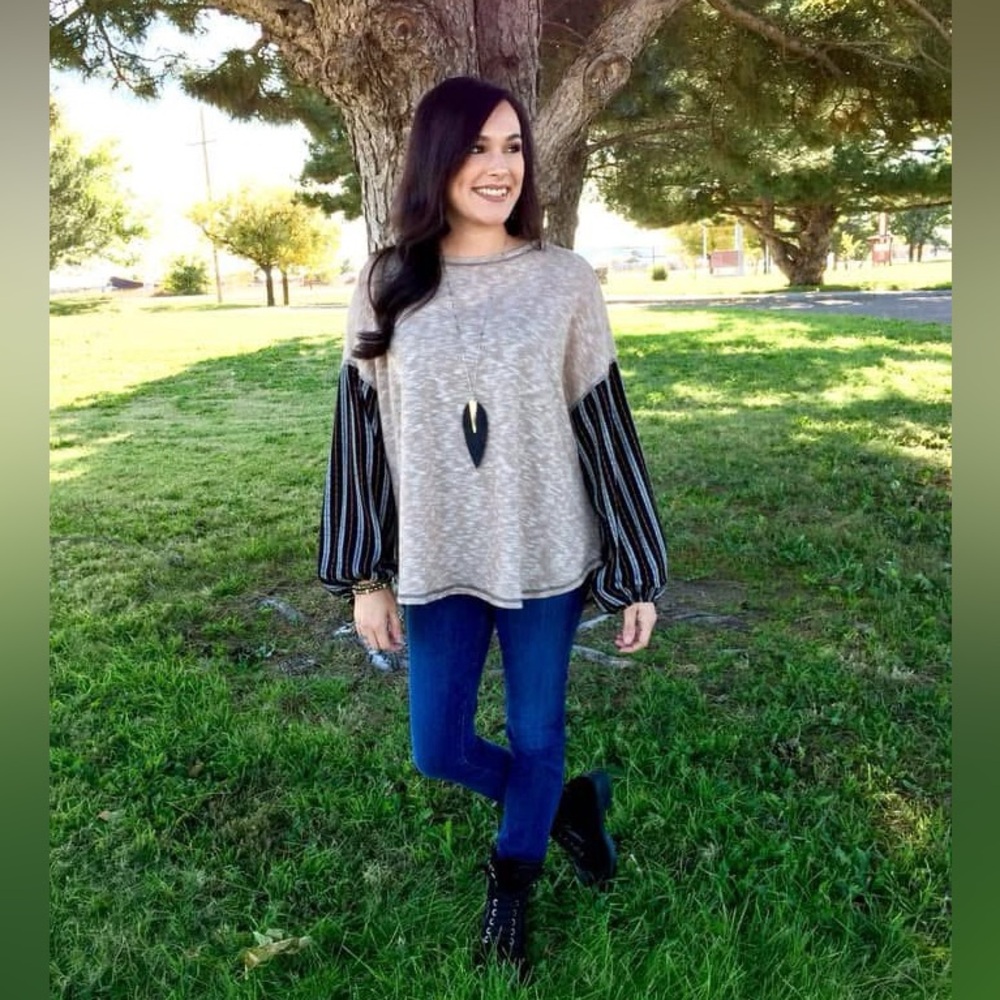 Hummingbird tan brushed loose fit top S